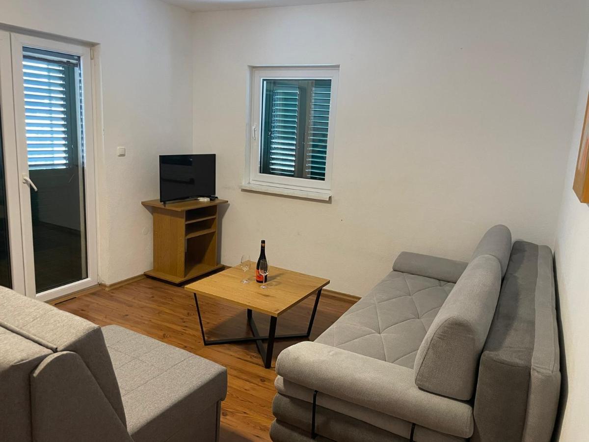 Apartments Holiday Gavric Trogir Room photo