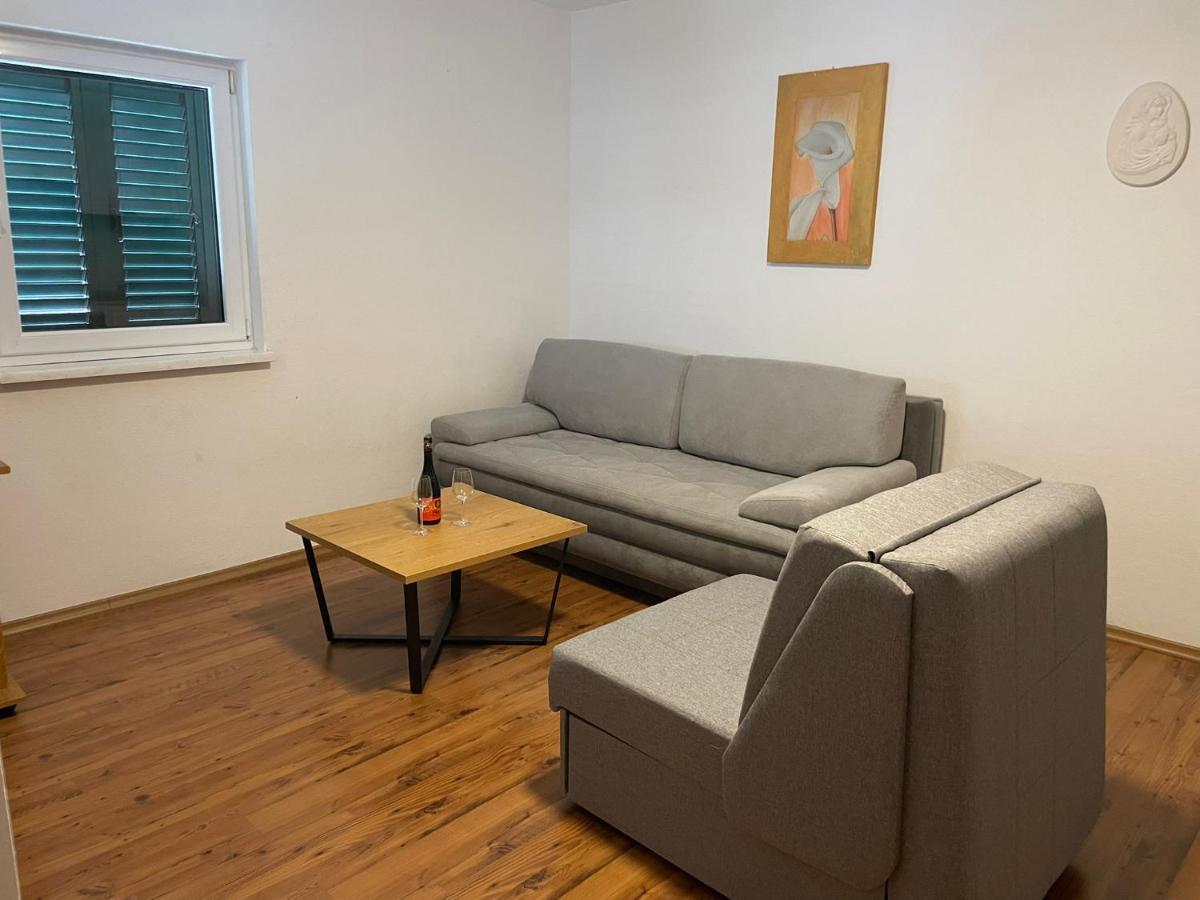Apartments Holiday Gavric Trogir Room photo