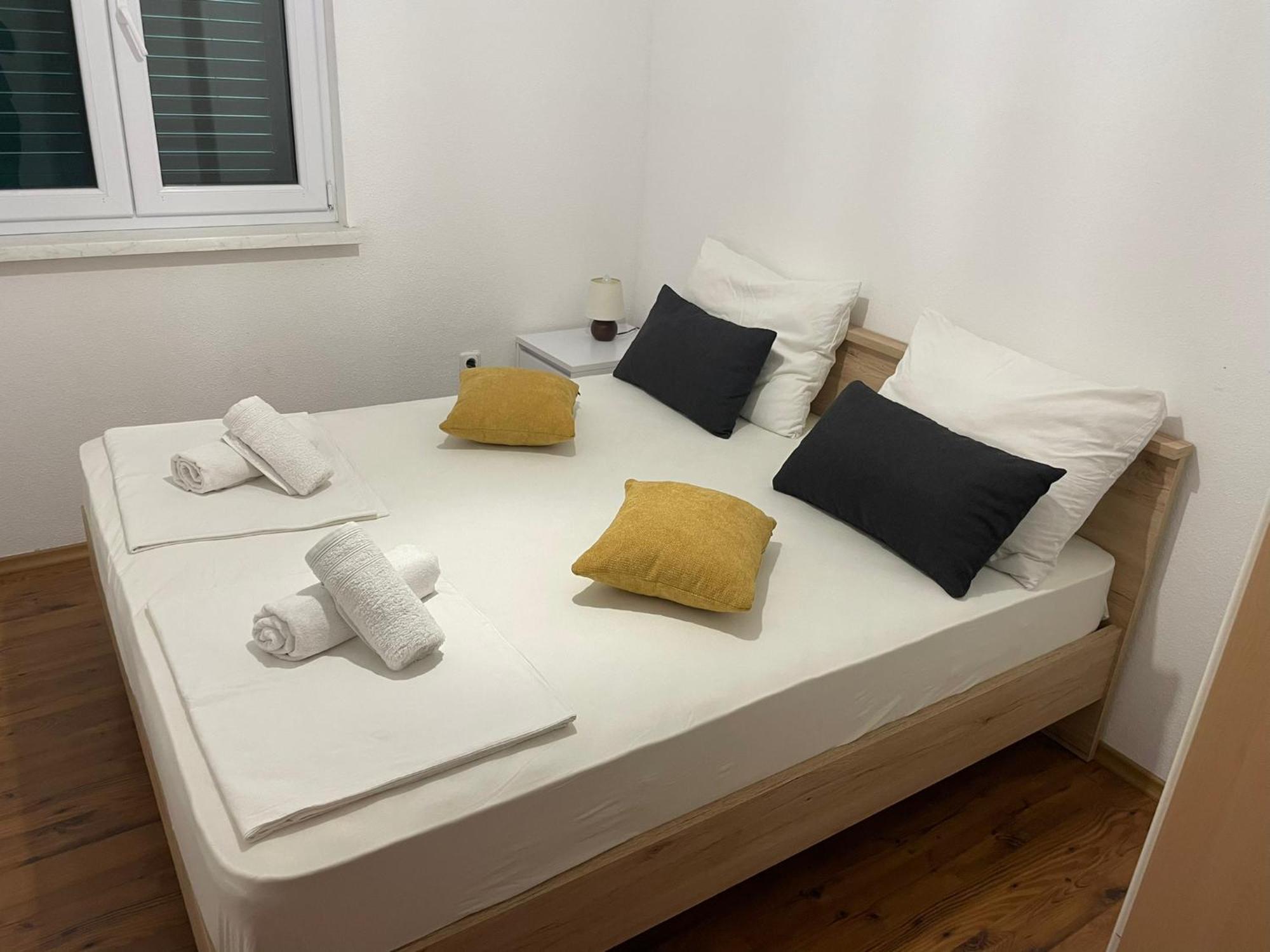 Apartments Holiday Gavric Trogir Room photo