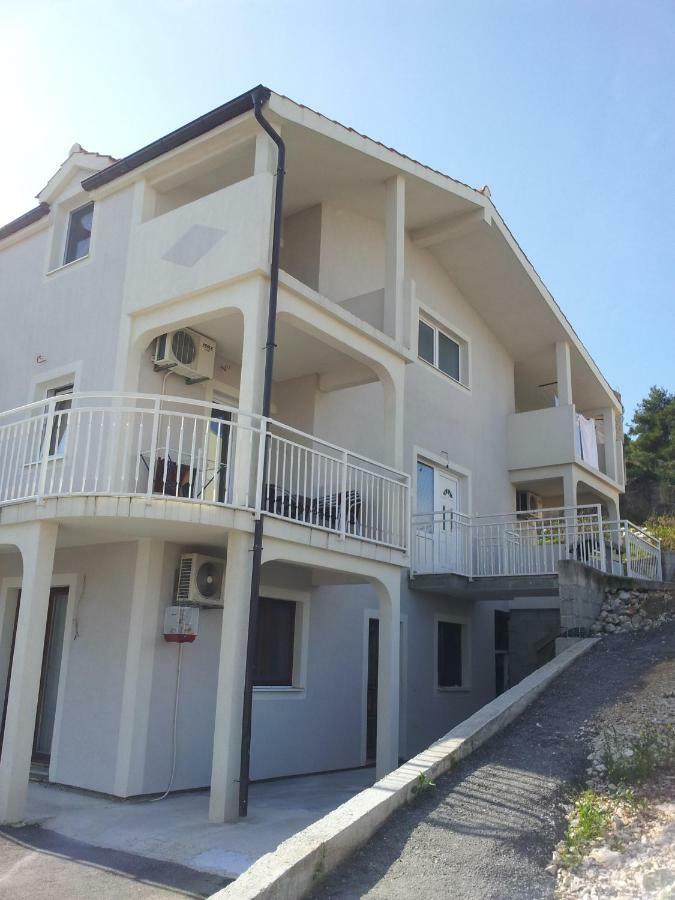 Apartments Holiday Gavric Trogir Exterior photo
